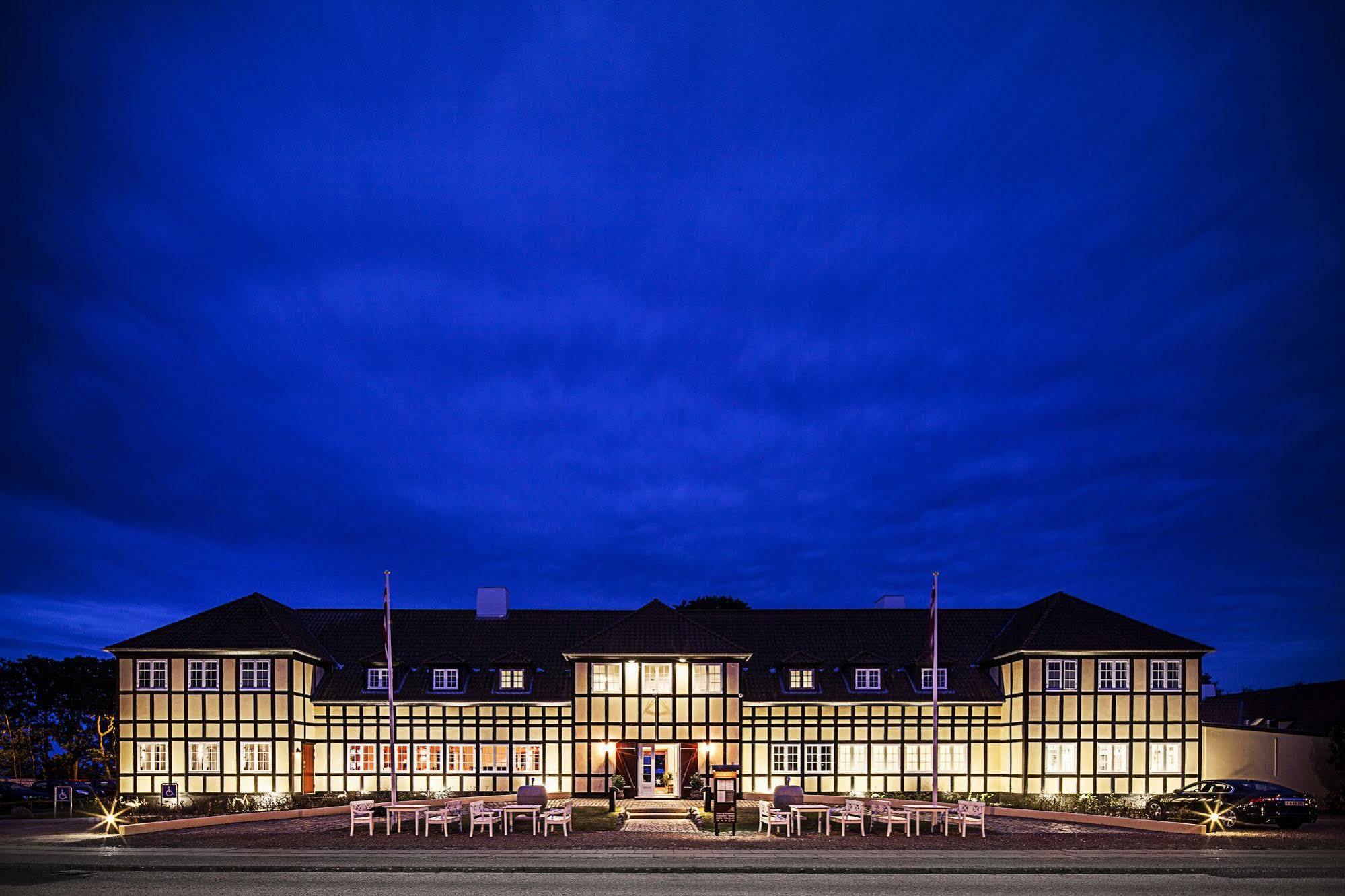 Molskroen Otel Ebeltoft Dış mekan fotoğraf